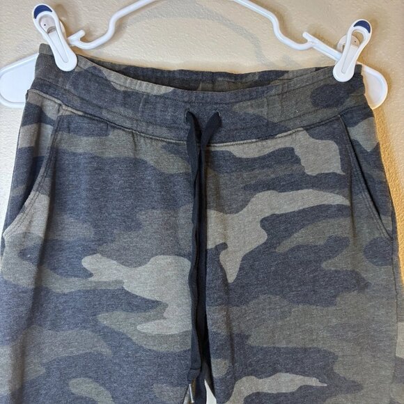 Victoria's Secret PINK Camo Jogger Sweatpants with Logo Size Small #225 - Picture 2 of 9